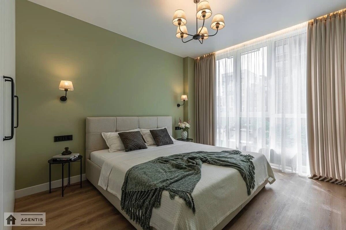 Apartment for rent. 1 room, 41 m², 2nd floor/7 floors. Salutna, Kyiv. 