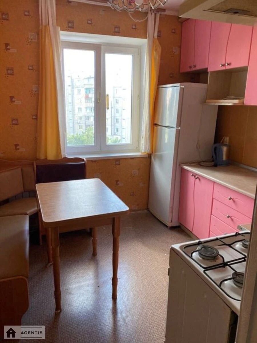 Здам квартиру. 2 rooms, 60 m², 7th floor/9 floors. Дарницький район, Київ. 