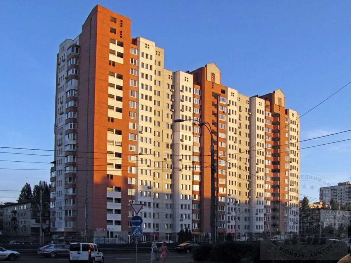 3-кімнатна, Леся Курбаса просп. 5 В, Святошинский.