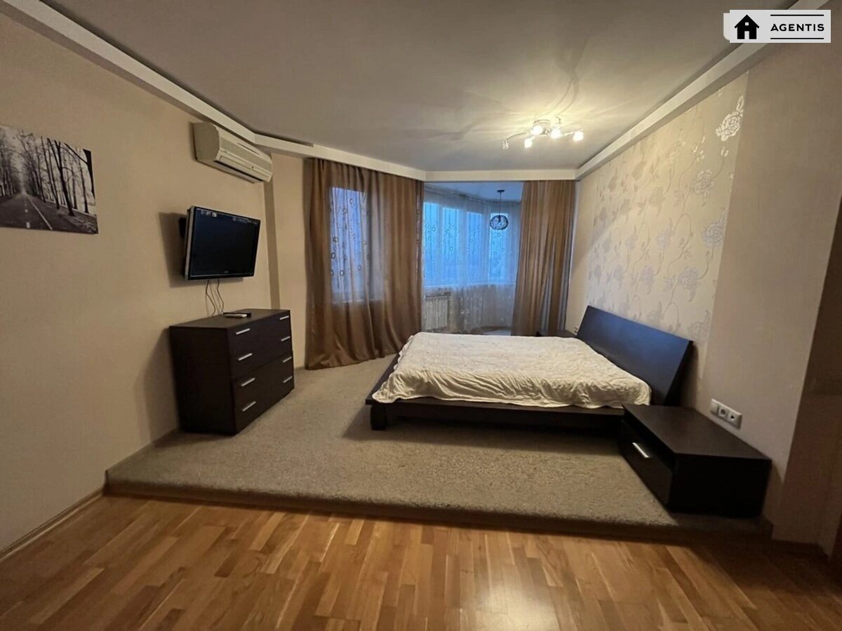 Apartment for rent. 2 rooms, 98 m², 15 floor/24 floors. 20, Vyacheslava Chornovola vul., Kyiv. 