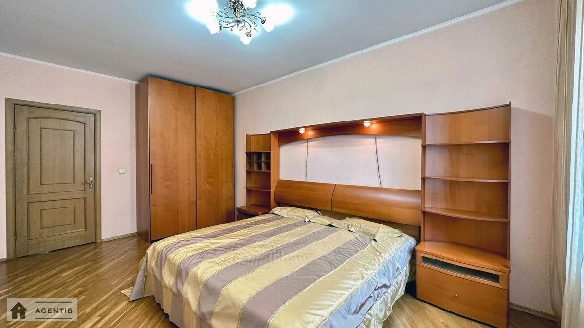 Здам квартиру. 3 rooms, 91 m², 4th floor/16 floors. 11, Княжий Затон 11, Київ. 
