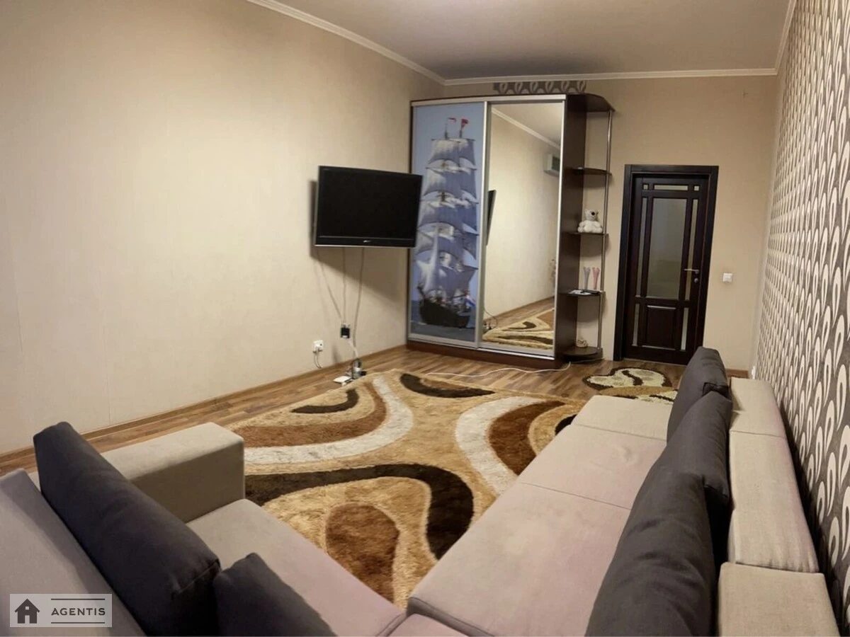 Apartment for rent. 1 room, 54 m², 3rd floor/26 floors. 1, Gradynska 1, Kyiv. 