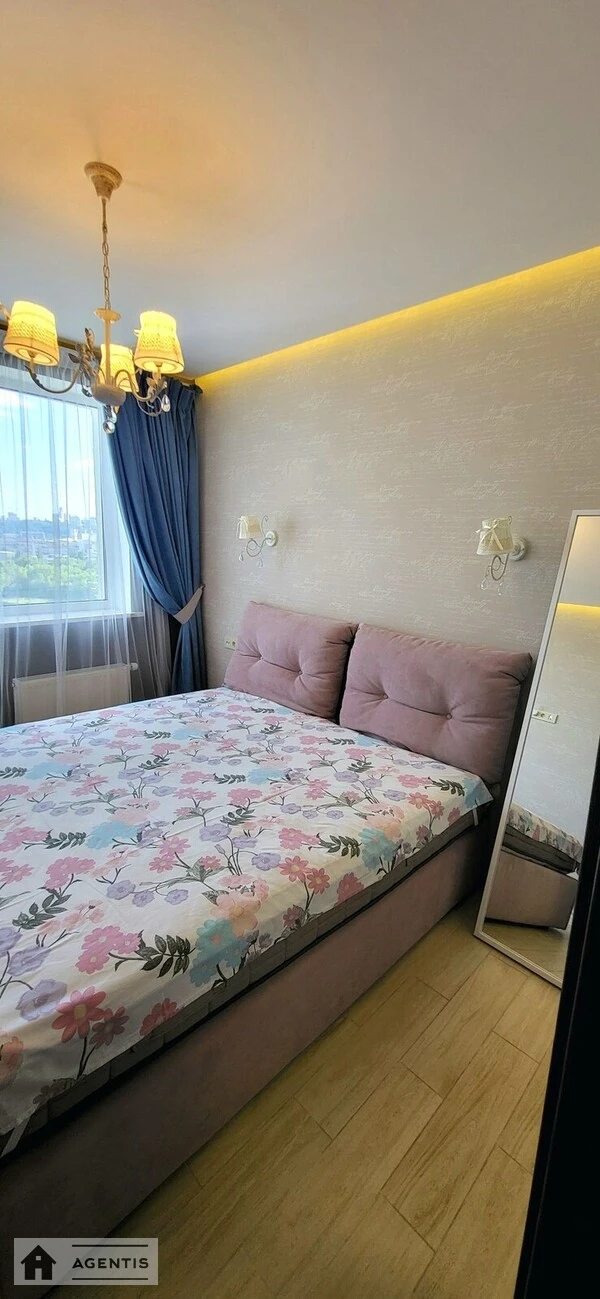 Apartment for rent. 2 rooms, 50 m², 15 floor/25 floors. 1, Obolonskiy 1, Kyiv. 