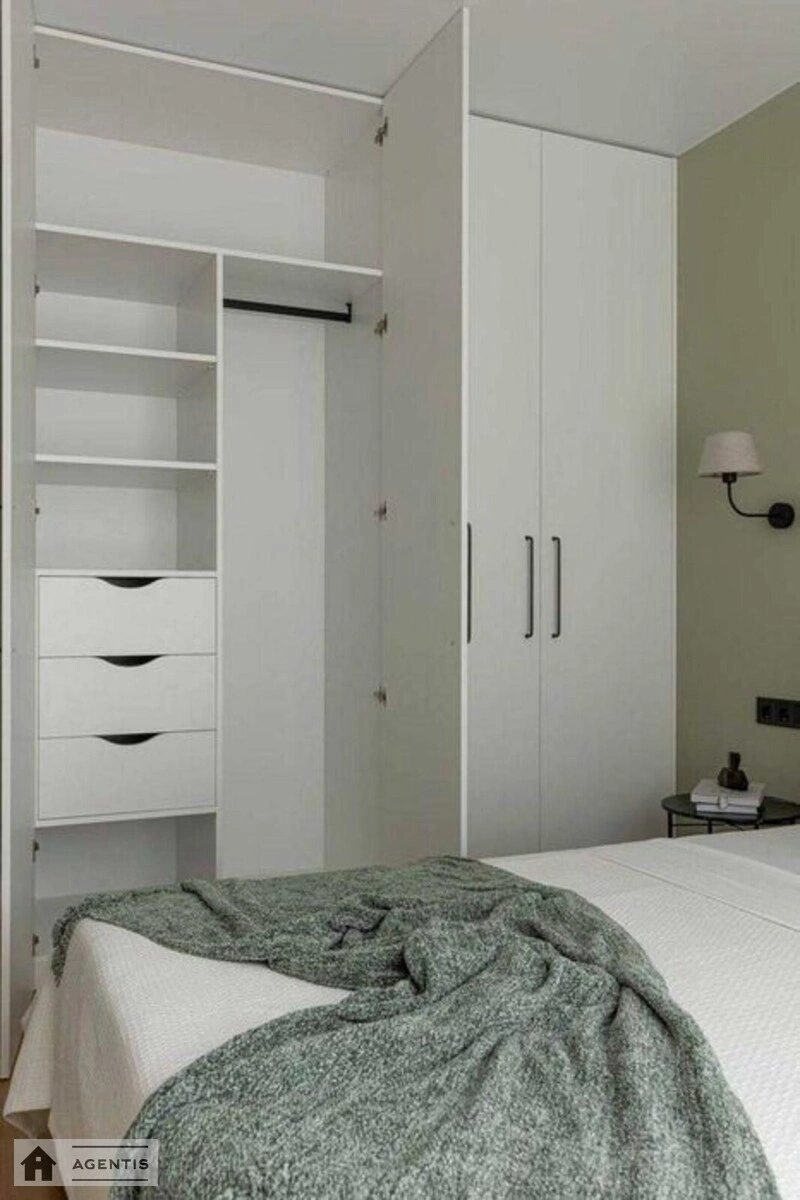 Apartment for rent. 1 room, 41 m², 2nd floor/7 floors. 2, Salutna 2, Kyiv. 