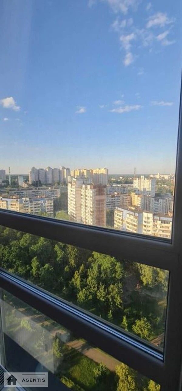 Здам квартиру. 2 rooms, 42 m², 19 floor/25 floors. Бережанська, Київ. 