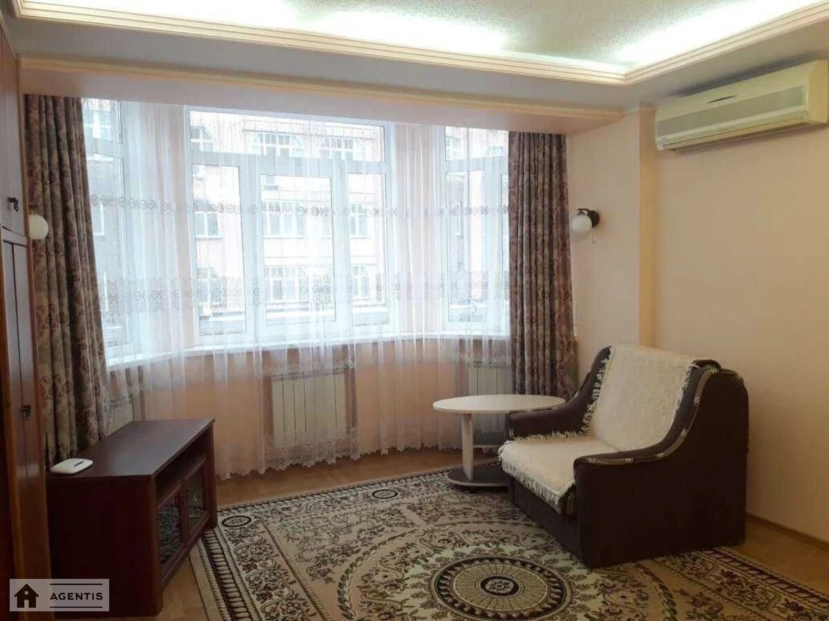 Apartment for rent. 1 room, 51 m², 3rd floor/9 floors. 29, Vvedenska 29, Kyiv. 