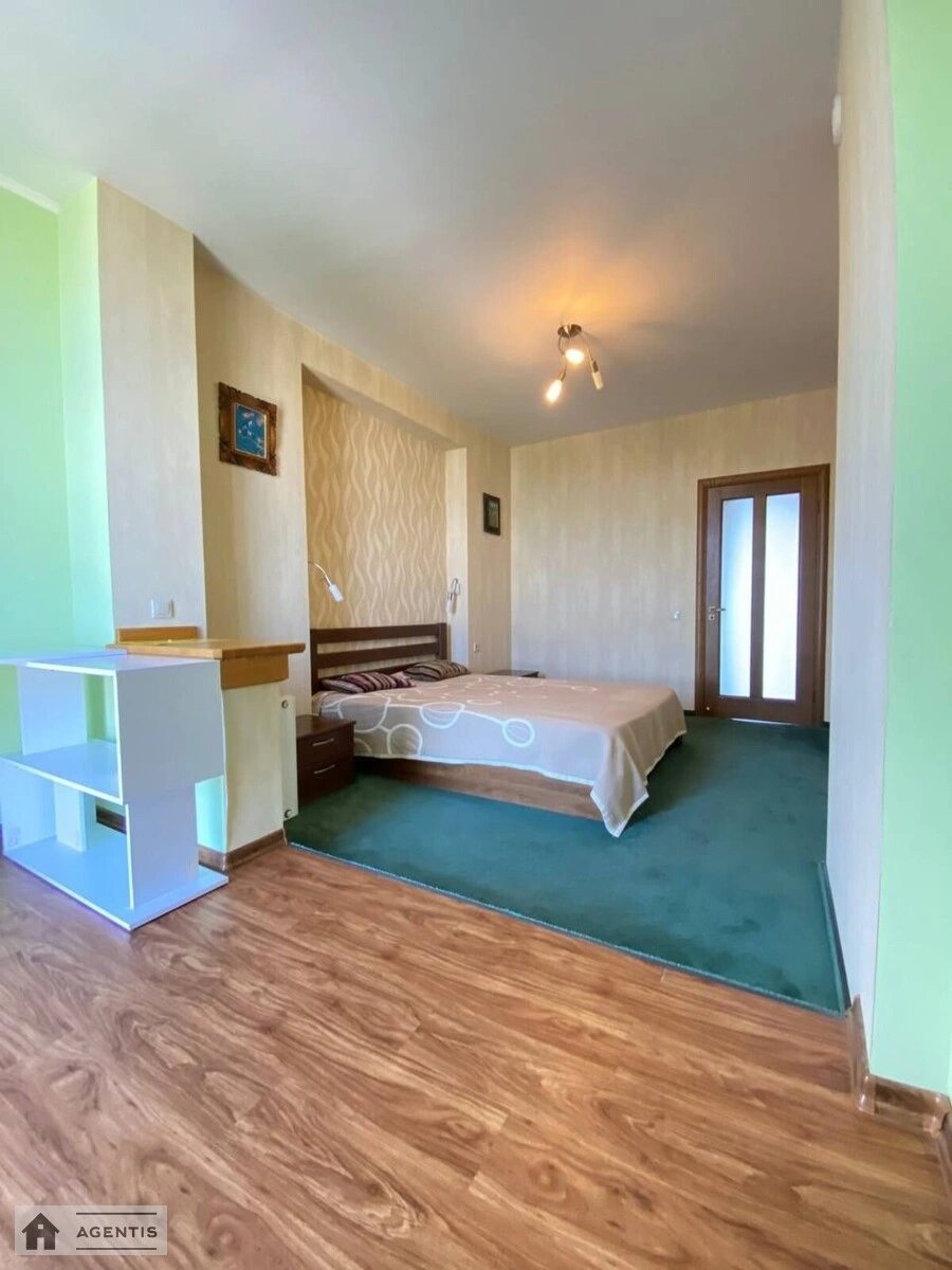 Сдам квартиру. 1 room, 45 m², 6th floor/6 floors. Метрологическая, Киев. 