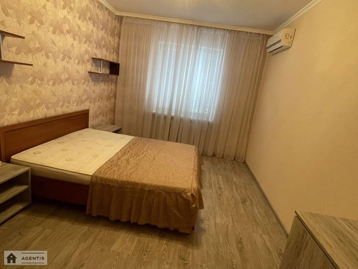 Здам квартиру. 2 rooms, 80 m², 15 floor/26 floors. 34, Урлівська 34, Київ. 