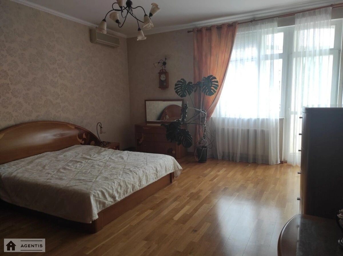 Apartment for rent. 3 rooms, 126 m², 5th floor/15 floors. 36, Bulvarno-Kudryavska vul. Vorovskoho, Kyiv. 