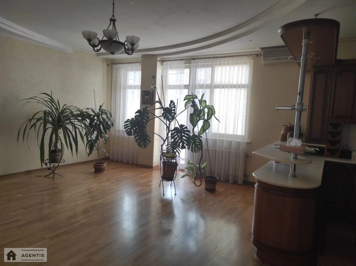 Apartment for rent. 3 rooms, 126 m², 5th floor/15 floors. 36, Bulvarno-Kudryavska vul. Vorovskoho, Kyiv. 