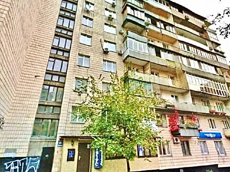 Продаж затишної 1-кімнатної квартири в історичному центрі Києва
