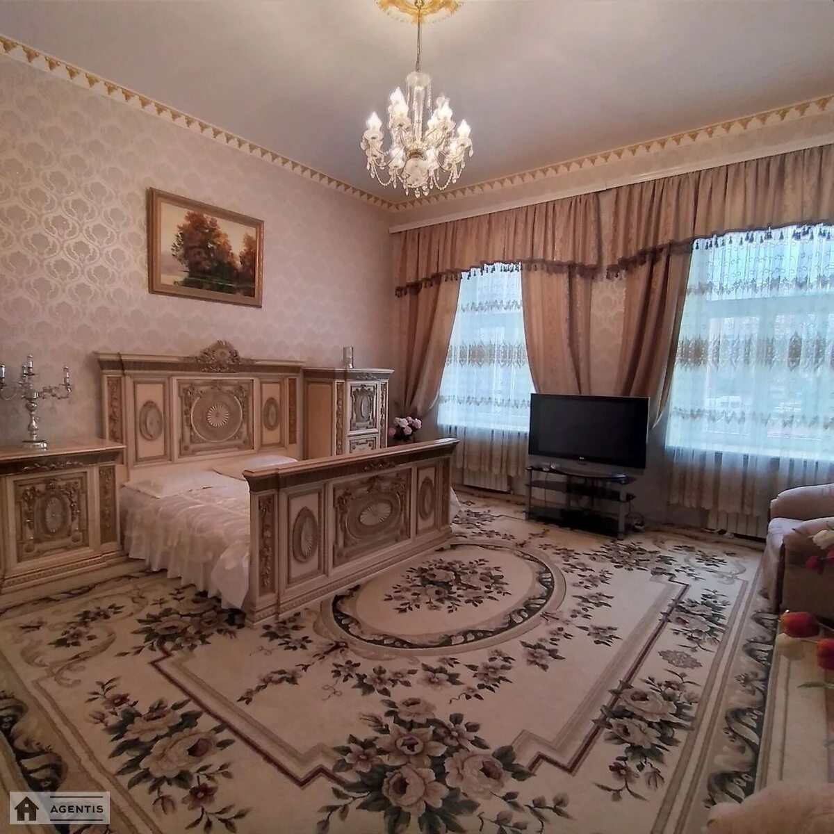 Apartment for rent. 4 rooms, 120 m², 2nd floor/4 floors. Pecherskyy rayon, Kyiv. 