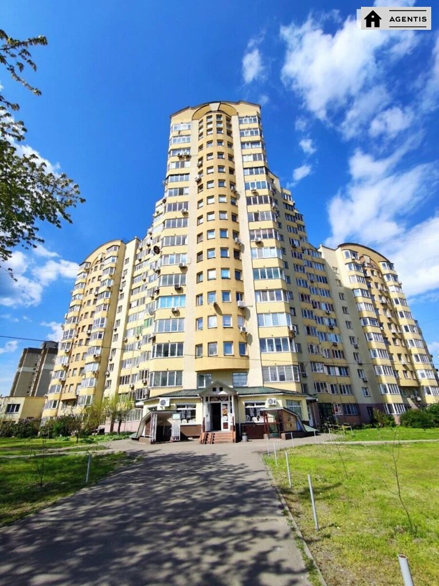 Apartment for rent. 2 rooms, 110 m², 8th floor/17 floors. 49, Trostyanetcka 49, Kyiv. 