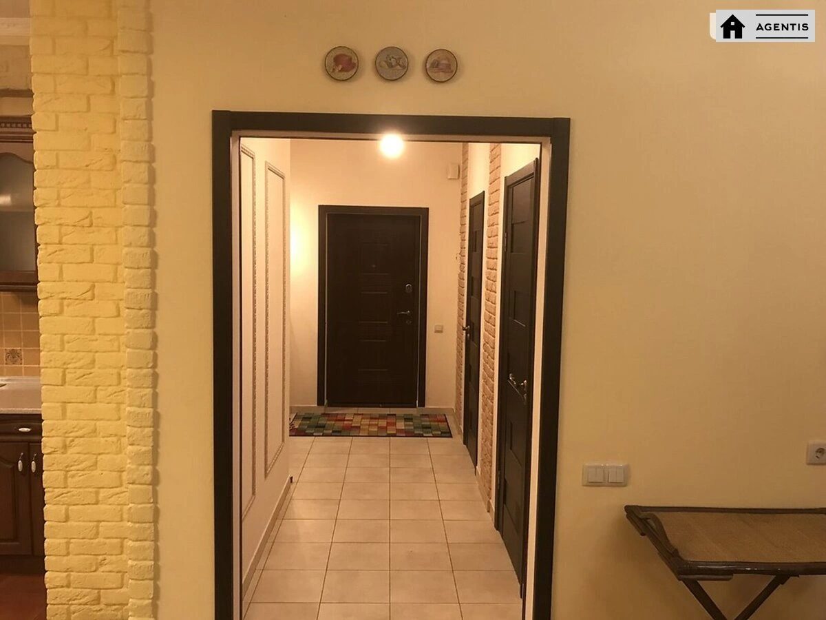 Здам квартиру. 3 rooms, 98 m², 5th floor/23 floors. 32, Глибочицька 32, Київ. 