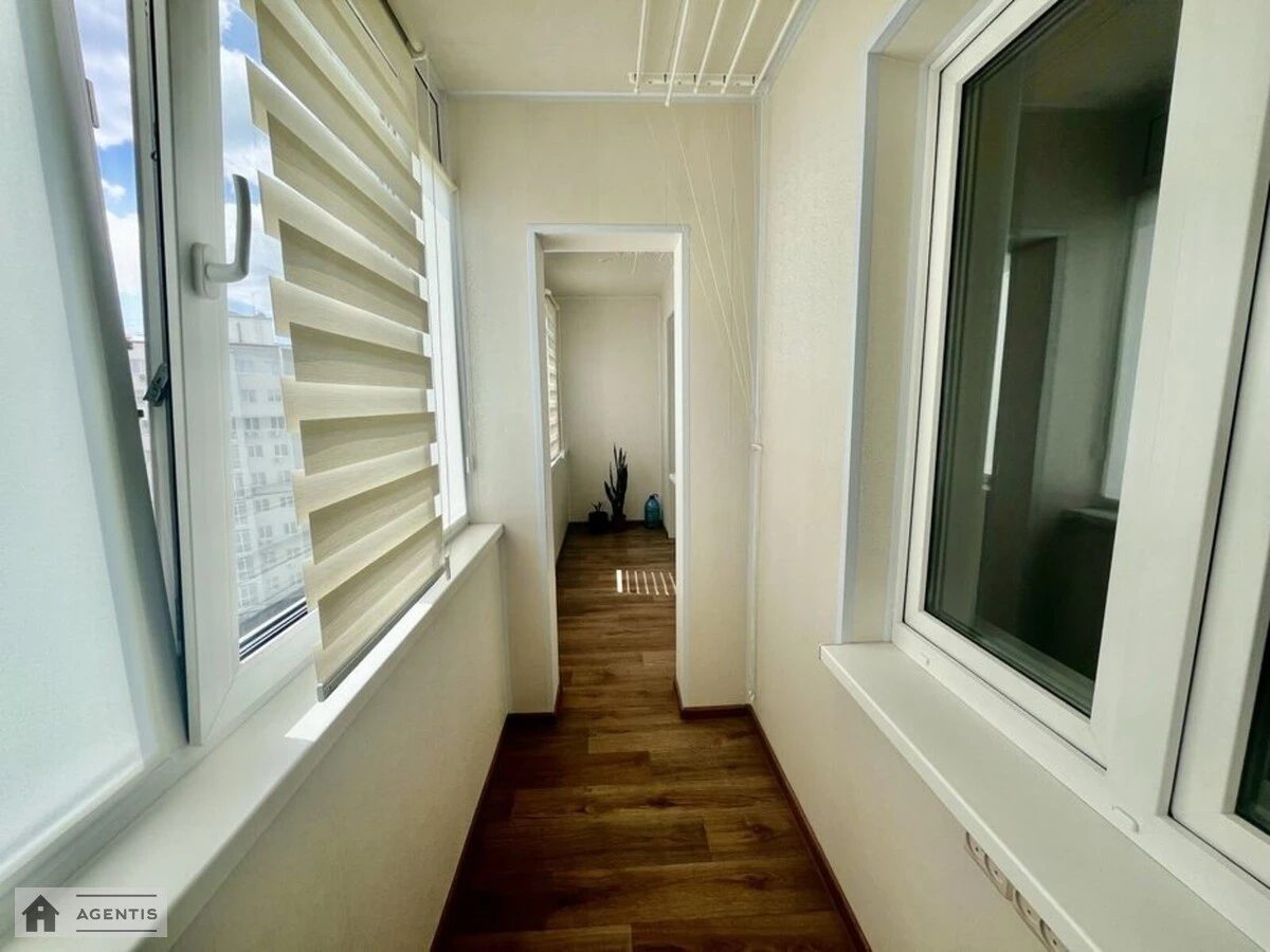 Apartment for rent. 2 rooms, 60 m², 9th floor/10 floors. Tarasivska , Bucha. 