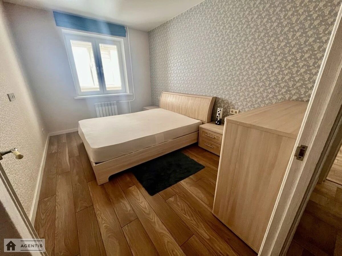 Сдам квартиру. 2 rooms, 60 m², 9th floor/10 floors. Тарасівська , Буча. 