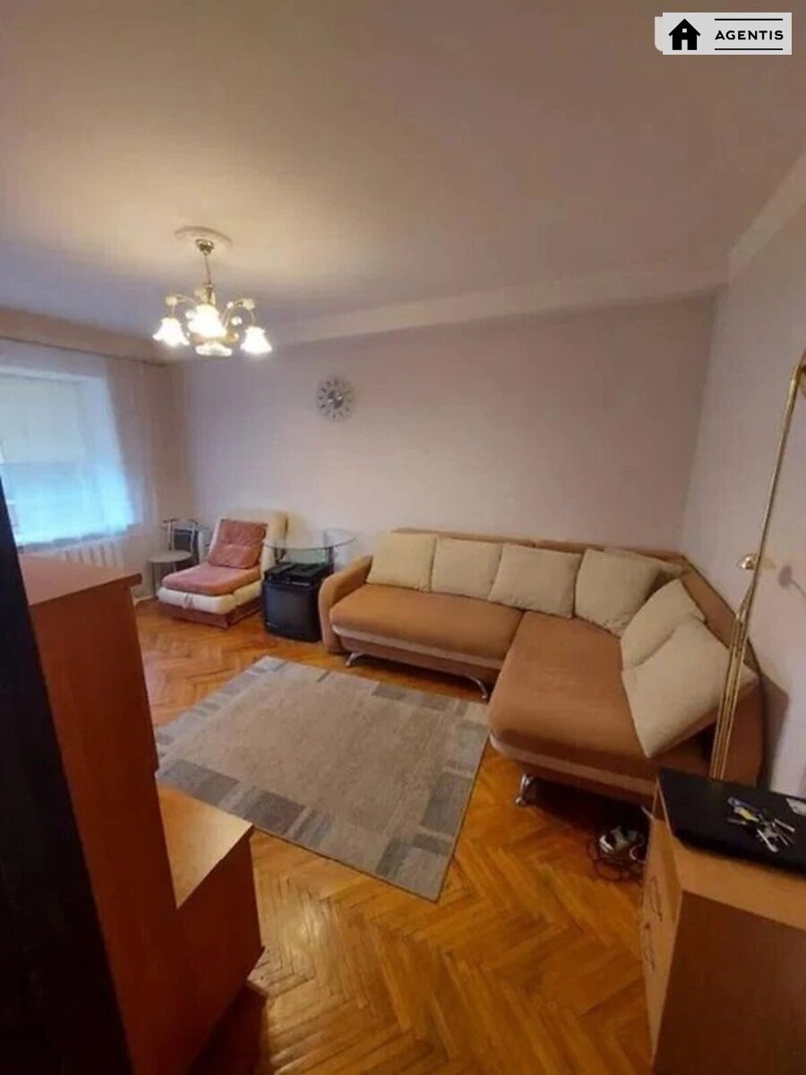 Apartment for rent. 1 room, 33 m², 4th floor/9 floors. 34, Bratyslavska 34, Kyiv. 