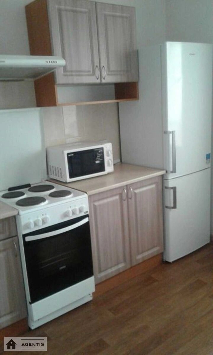Apartment for rent. 1 room, 43 m², 8th floor/25 floors. Yelyzavety Chavdar vul., Kyiv. 