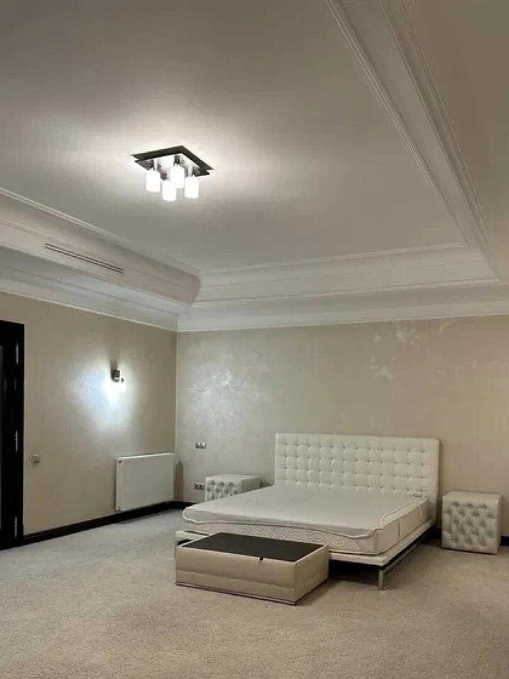 Apartment for rent. 2 rooms, 212 m², 2nd floor/5 floors. Bolsunovskyy prov. Michurina, Kyiv. 