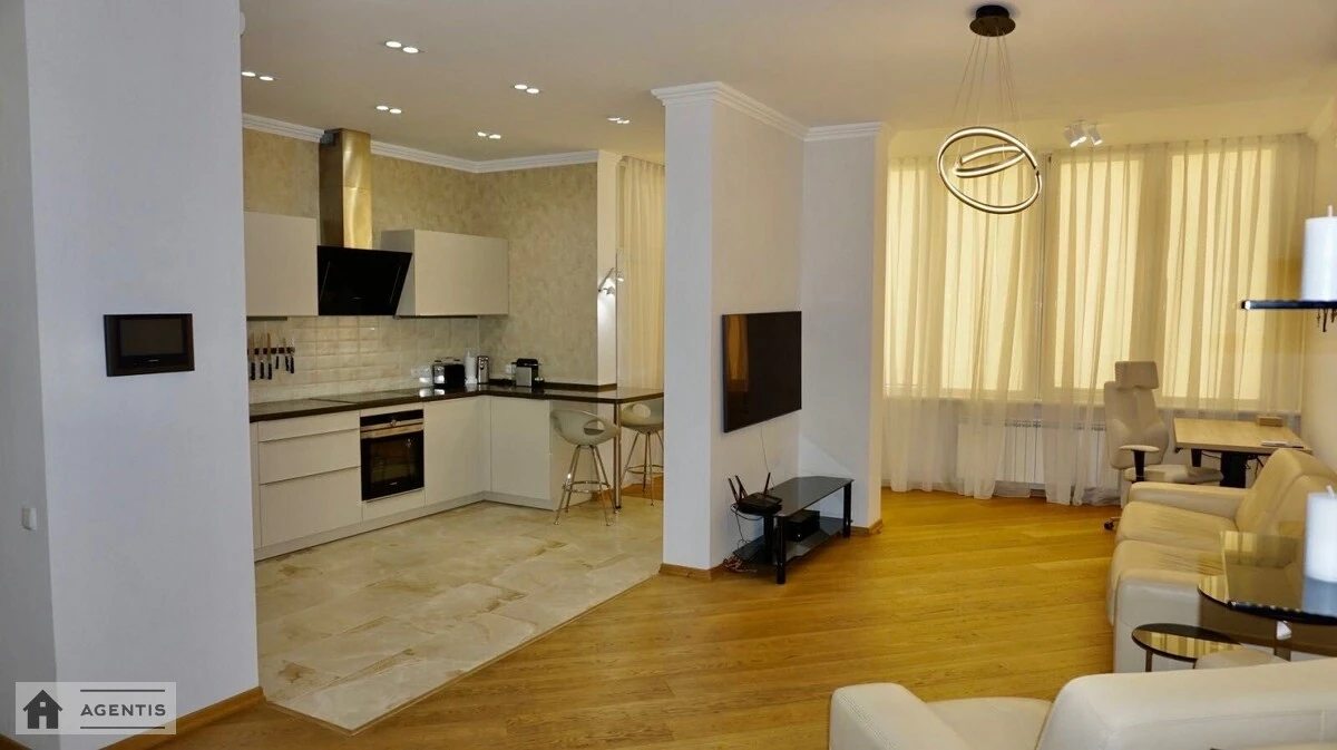 Apartment for rent. 2 rooms, 78 m², 18 floor/25 floors. Vasylya Tyutyunnyka vul. Anri Barbyusa, Kyiv. 
