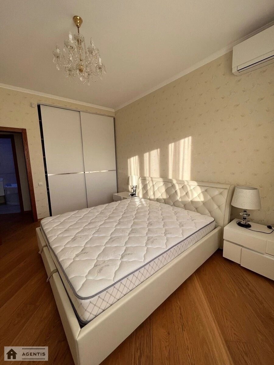 Apartment for rent. 2 rooms, 78 m², 18 floor/25 floors. Vasylya Tyutyunnyka vul. Anri Barbyusa, Kyiv. 