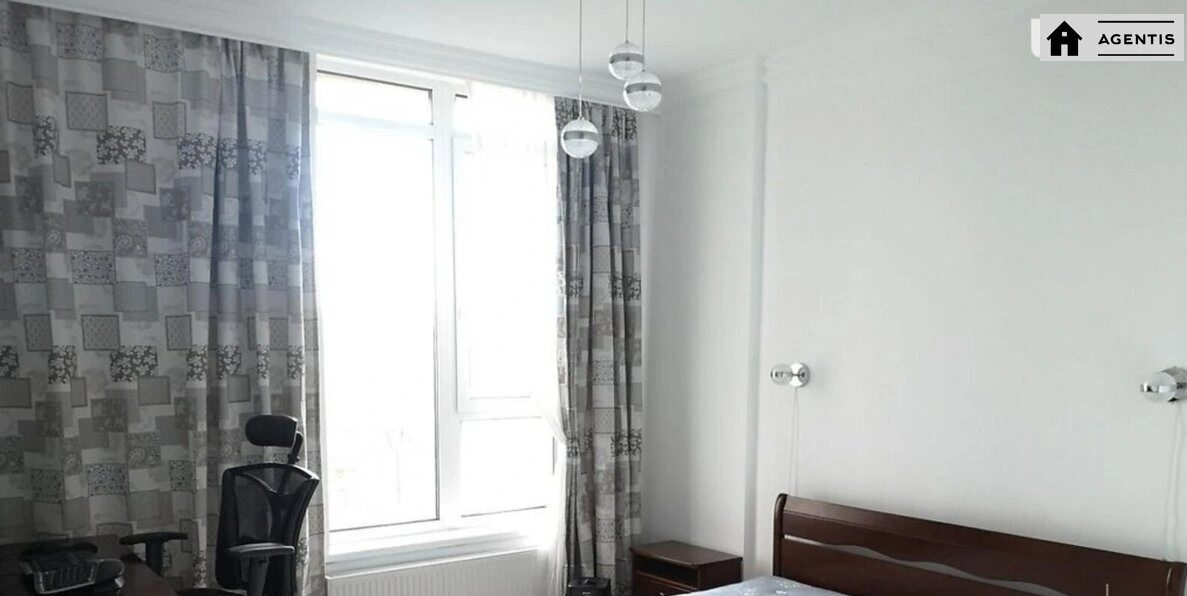 Apartment for rent. 4 rooms, 125 m², 5th floor/25 floors. 26, Ivana Kudri vul., Kyiv. 