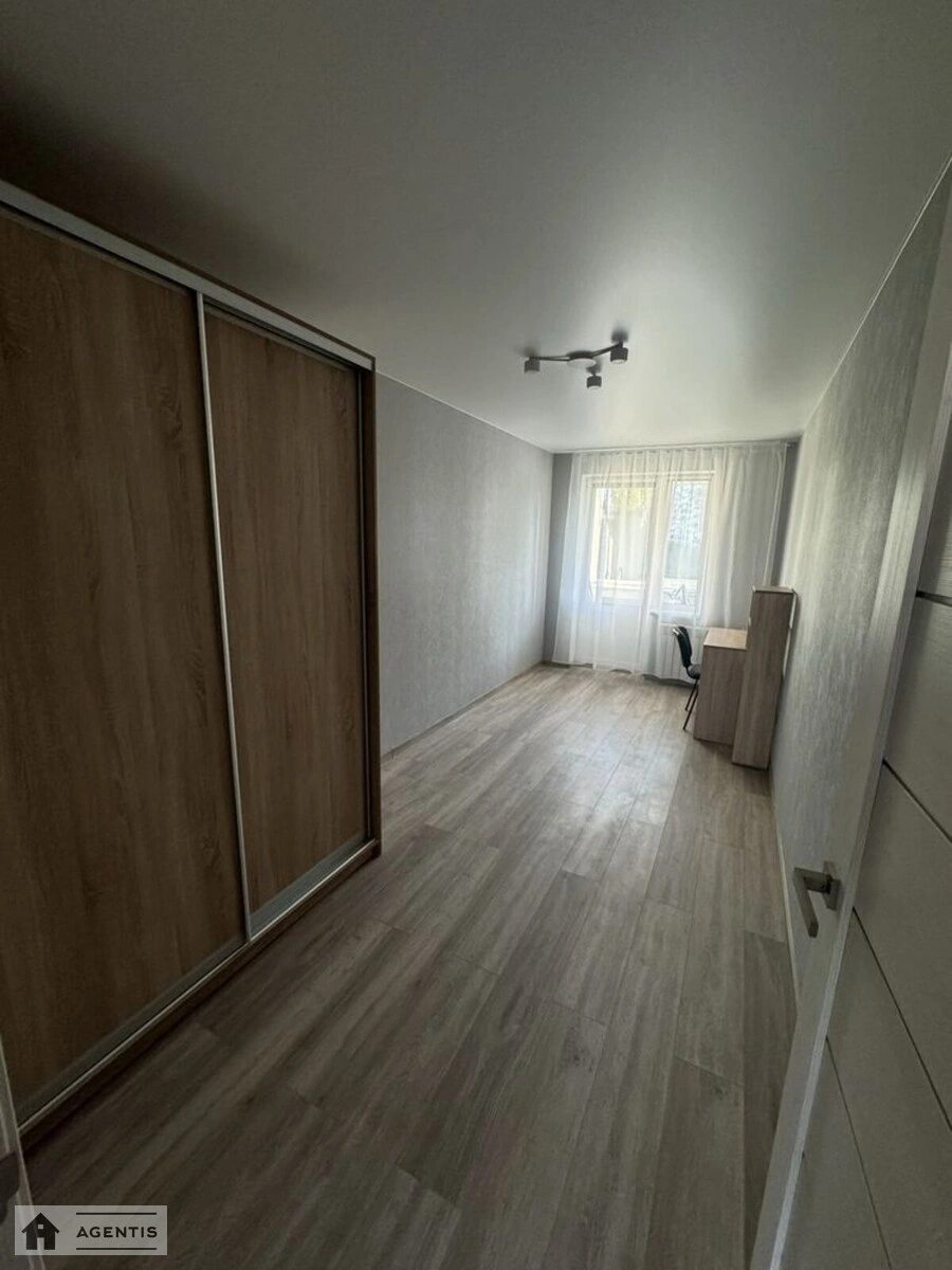 Apartment for rent. 3 rooms, 61 m², 8th floor/9 floors. 6, Nauky 6, Kyiv. 