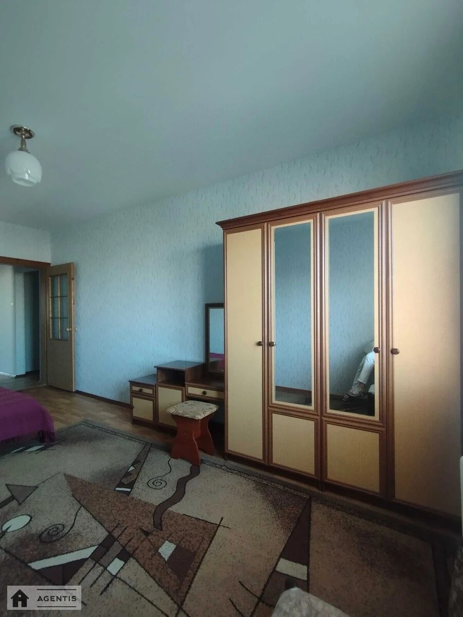 Здам квартиру. 3 rooms, 95 m², 14 floor/16 floors. 19, Сосницька 19, Київ. 