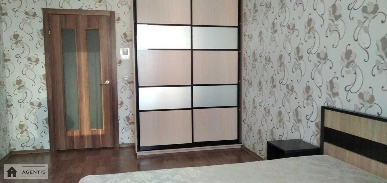 Apartment for rent. 2 rooms, 74 m², 10th floor/22 floors. Hryhoriya Vashchenka vul., Kyiv. 