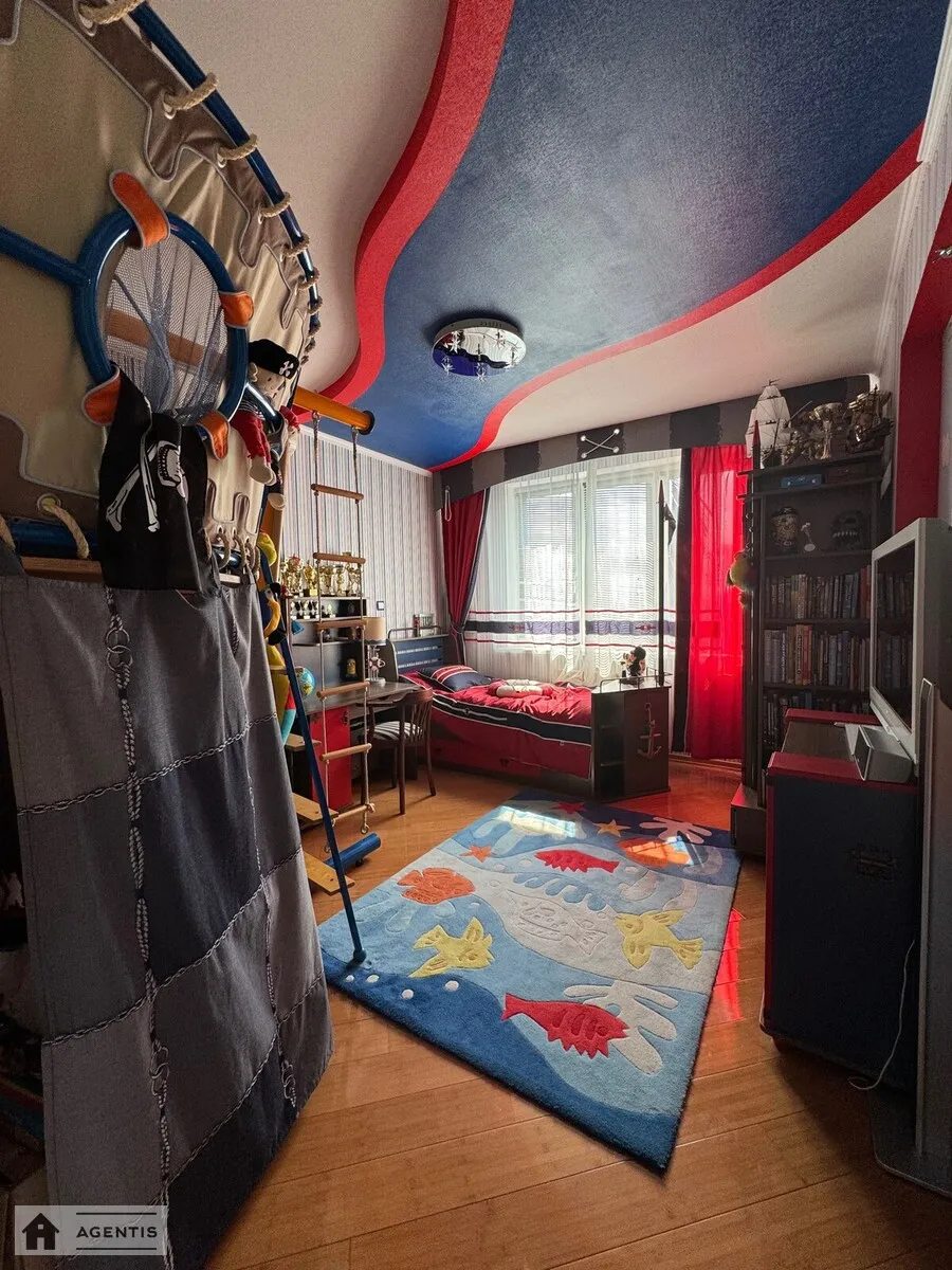 Apartment for rent. 3 rooms, 150 m², 18 floor/25 floors. Dniprovska embankment, Kyiv. 