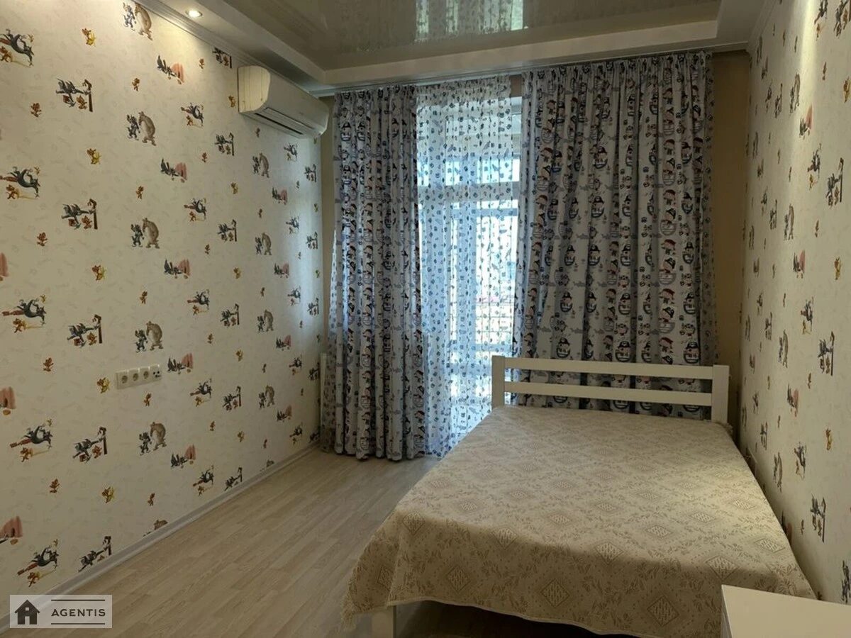 Apartment for rent. 3 rooms, 121 m², 9th floor/20 floors. 18, Yuriya Illyenka vul. Melnykova, Kyiv. 