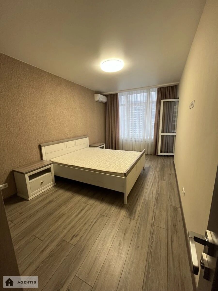 Apartment for rent. 1 room, 50 m², 17 floor/25 floors. 6, Yevhena Sverstyuka vul. Maryny Raskovoyi, Kyiv. 