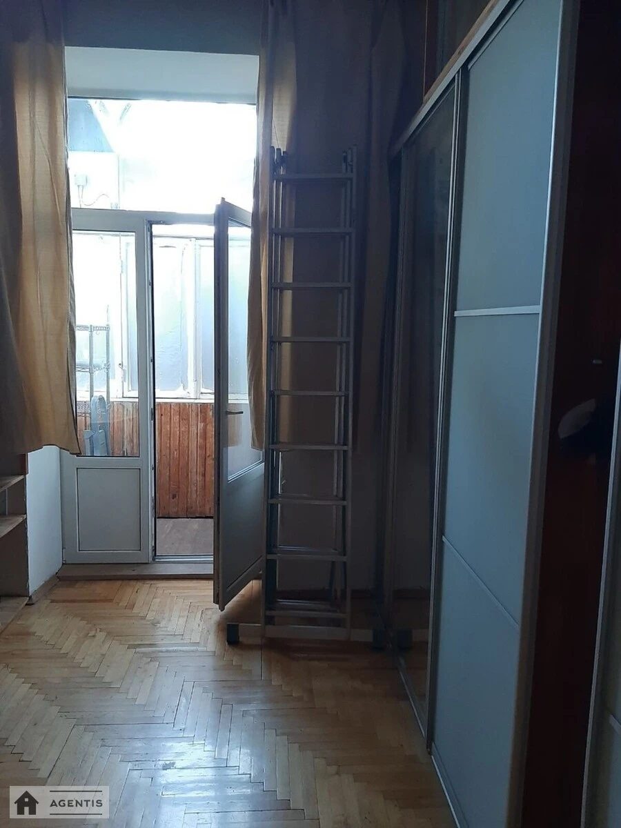 Здам квартиру. 1 room, 45 m², 4th floor/4 floors. Саксаганського, Київ. 