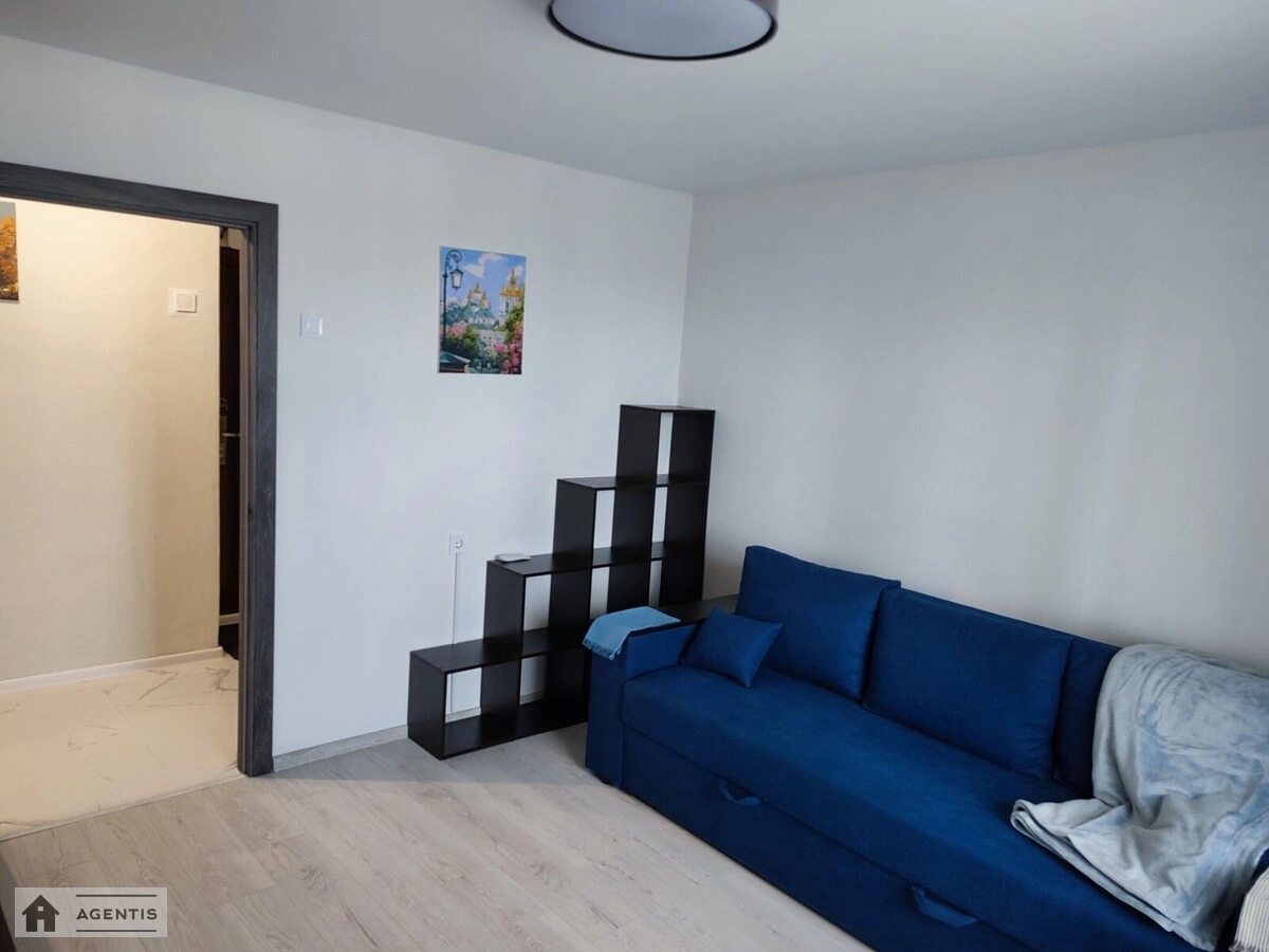 Apartment for rent. 1 room, 38 m², 8th floor/9 floors. Arkhitektora Verbytskoho vul., Kyiv. 