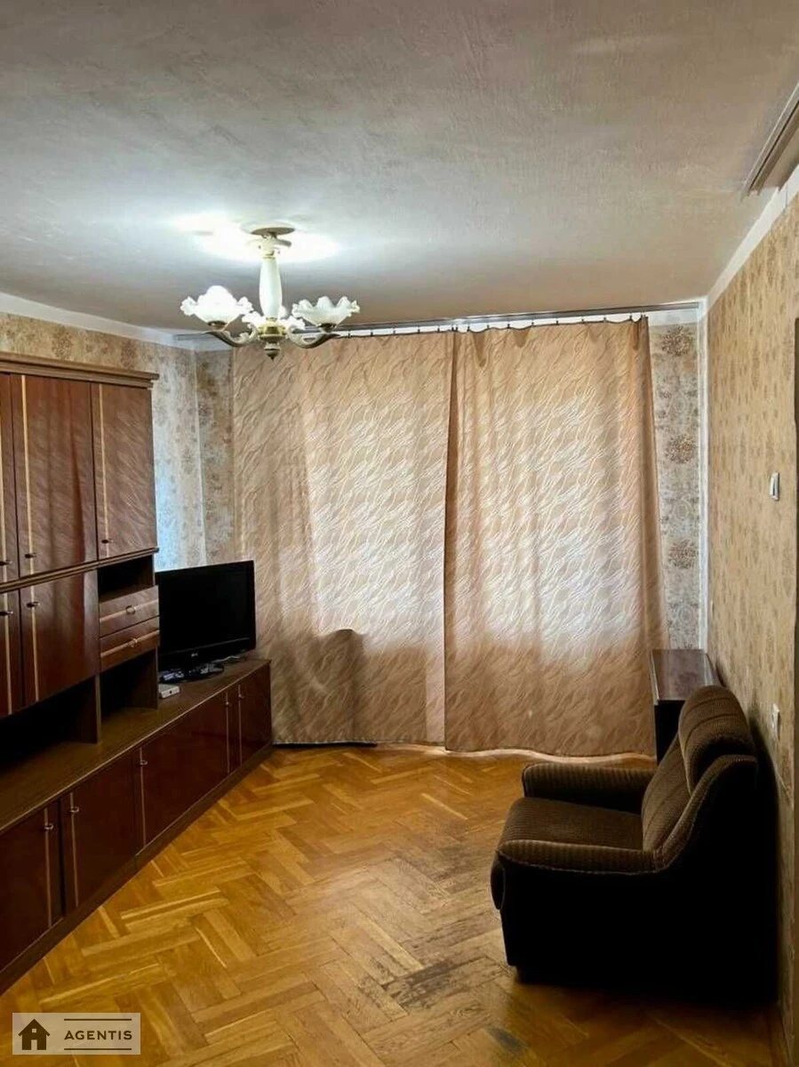 Apartment for rent. 2 rooms, 43 m², 8th floor/10 floors. 16, Anatoliya Solovyanenka vul. Oleksandra Boychenka, Kyiv. 