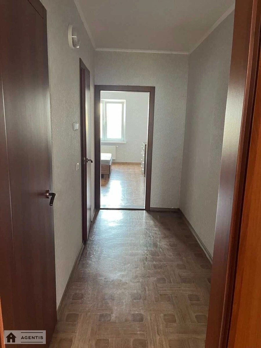 Сдам квартиру. 3 rooms, 90 m², 12 floor/25 floors. 11, Ясиневатский 11, Киев. 
