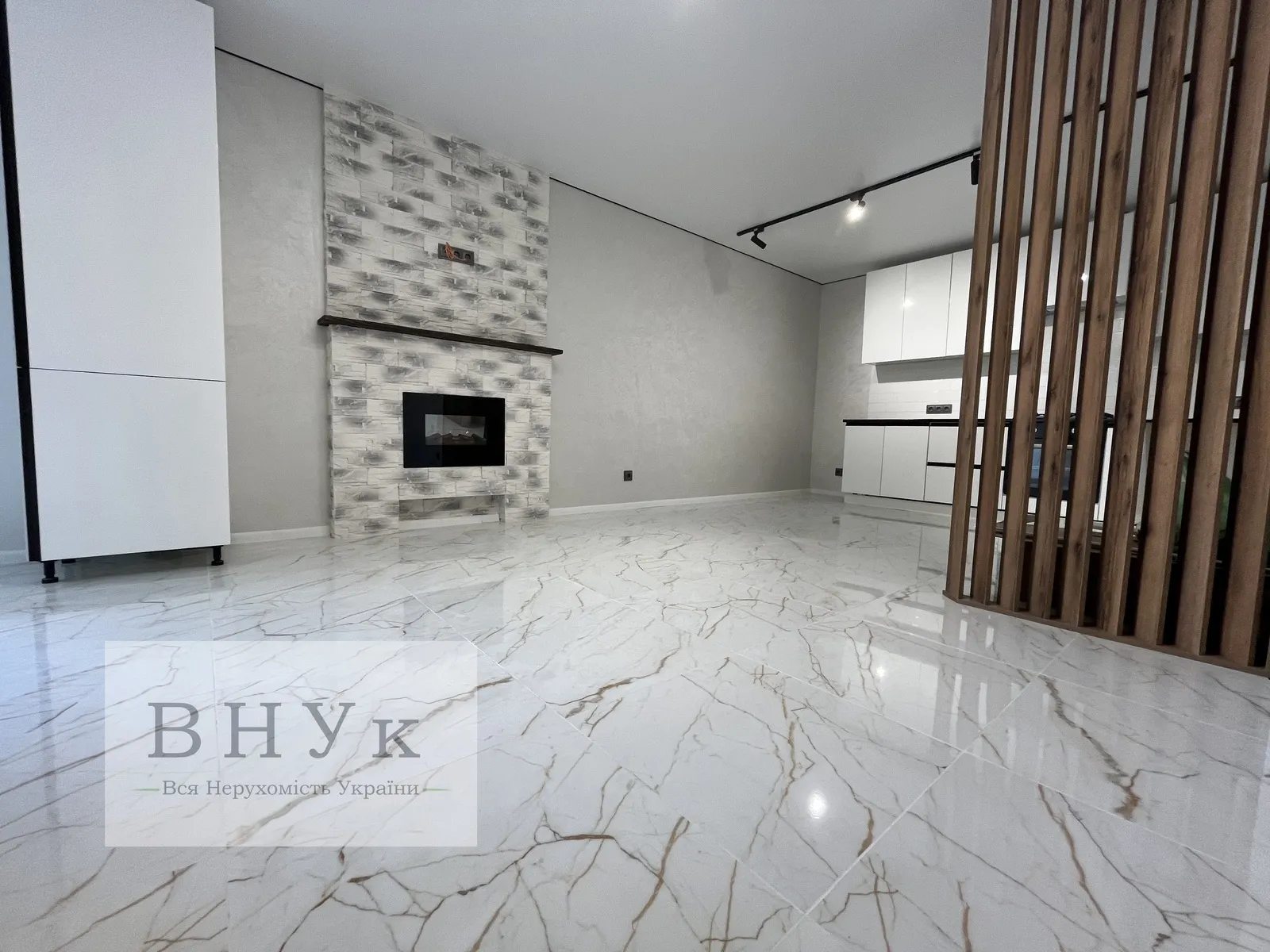 Продаж квартири 2 кімнати, 59 m², 8 пов./11 поверхів. Київська вул., Тернопіль. 