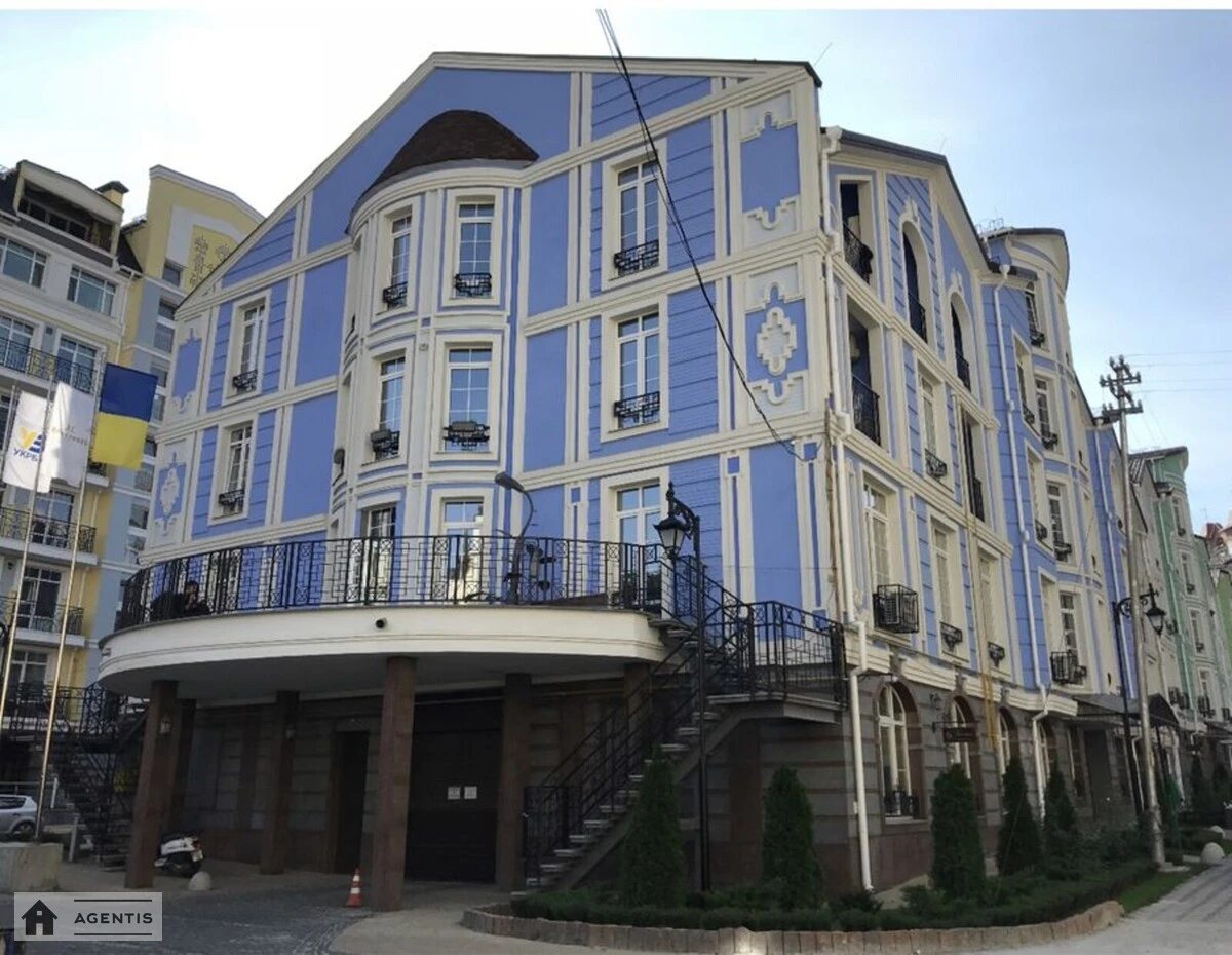 Apartment for rent. 3 rooms, 80 m², 5th floor/5 floors. 8, Degtyarna 8, Kyiv. 