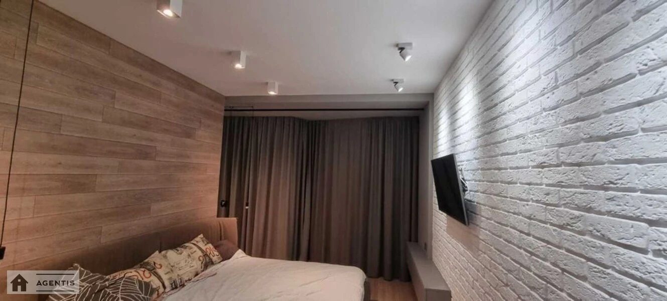 Apartment for rent. 2 rooms, 78 m², 16 floor/25 floors. 2, Dragomanova 2, Kyiv. 