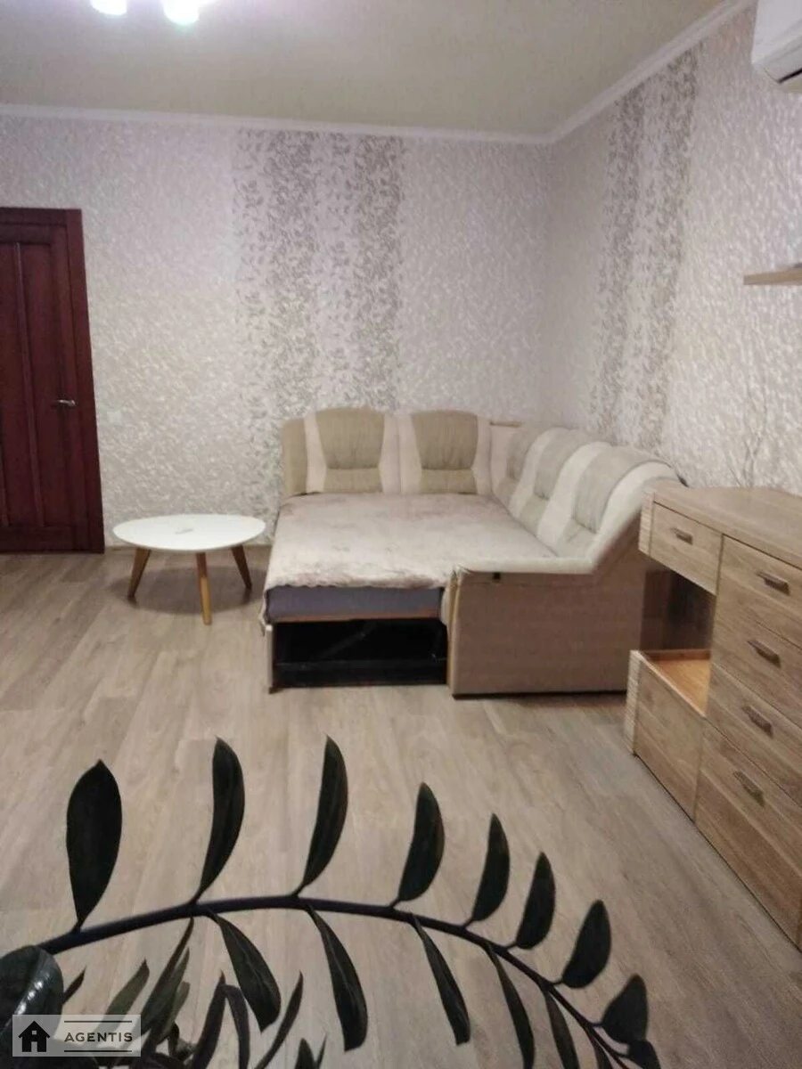 Apartment for rent. 1 room, 50 m², 10th floor/24 floors. 9, Knyazhiy Zaton 9, Kyiv. 