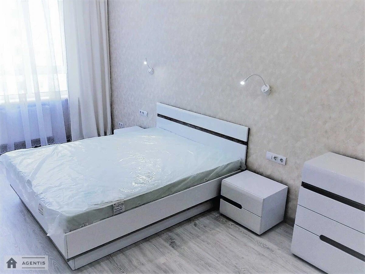 Apartment for rent. 1 room, 55 m², 7th floor/25 floors. 10, Samiyla Kishky vul. Marshala Konyeva, Kyiv. 