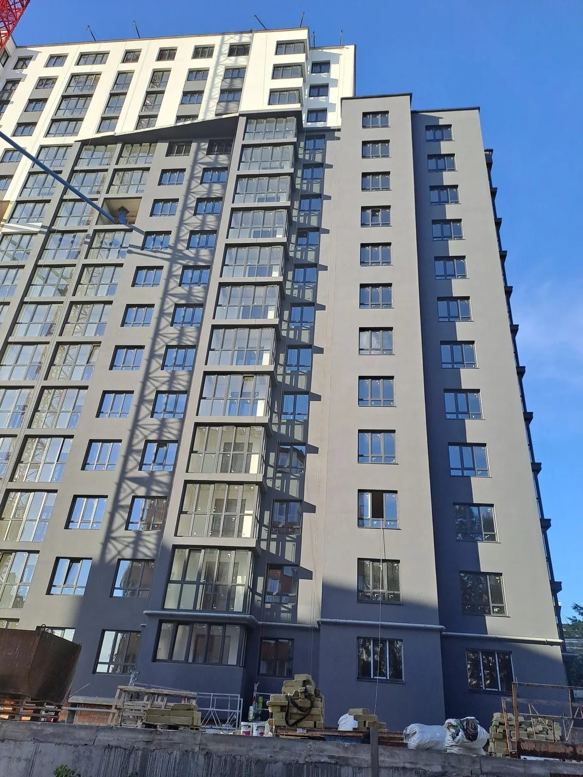 Apartments for sale 1 room, 43 m², 13th fl./16 floors. Новый свет, Ternopil. 