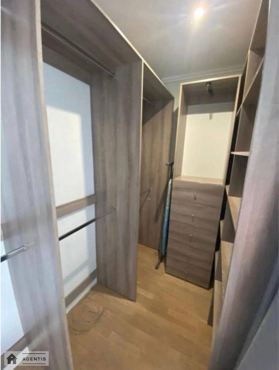 Сдам квартиру. 2 rooms, 50 m², 19 floor/26 floors. Белорусская, Киев. 