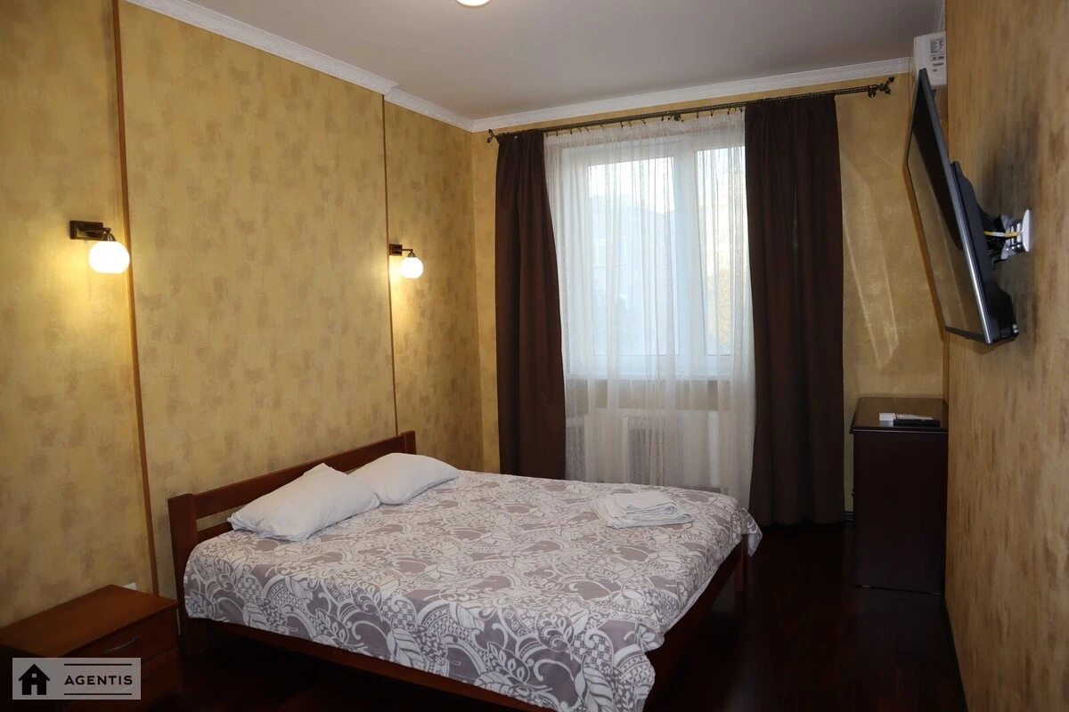 Сдам квартиру. 1 room, 46 m², 5th floor/25 floors. 1, Тбилисский 1, Киев. 
