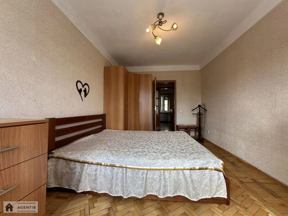 Здам квартиру. 2 rooms, 45 m², 5th floor/5 floors. 15, Кирило-Мефодіївська 15, Київ. 