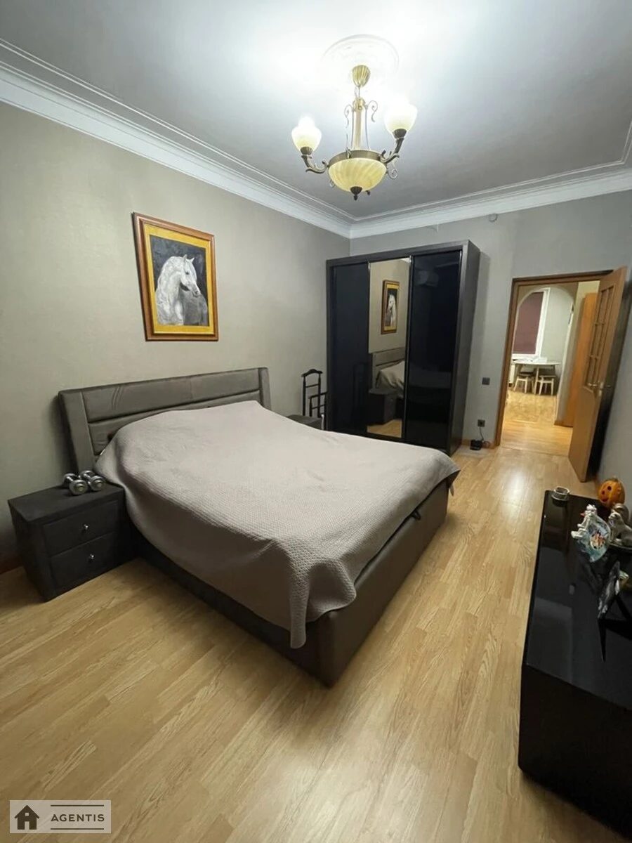 Здам квартиру. 2 rooms, 55 m², 5th floor/5 floors. Дарницька, Київ. 