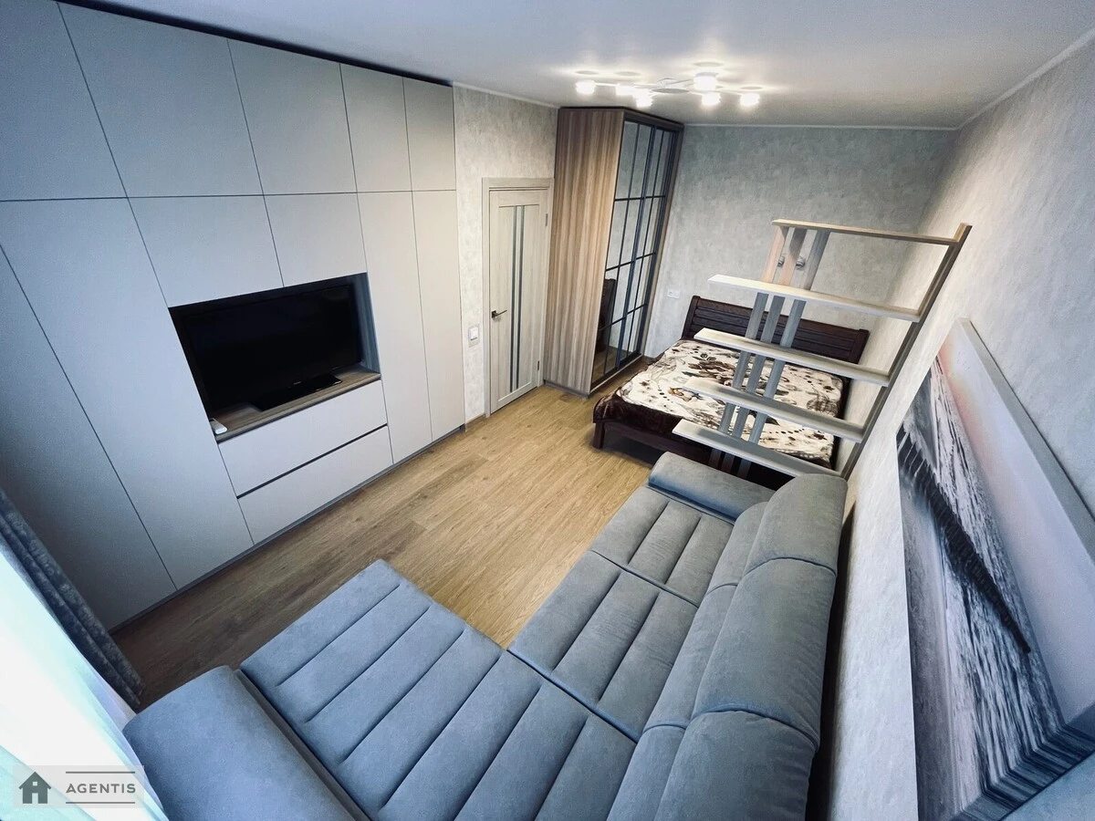 Apartment for rent. 1 room, 38 m², 11 floor/25 floors. 20, Borysa Hmyri vul., Kyiv. 
