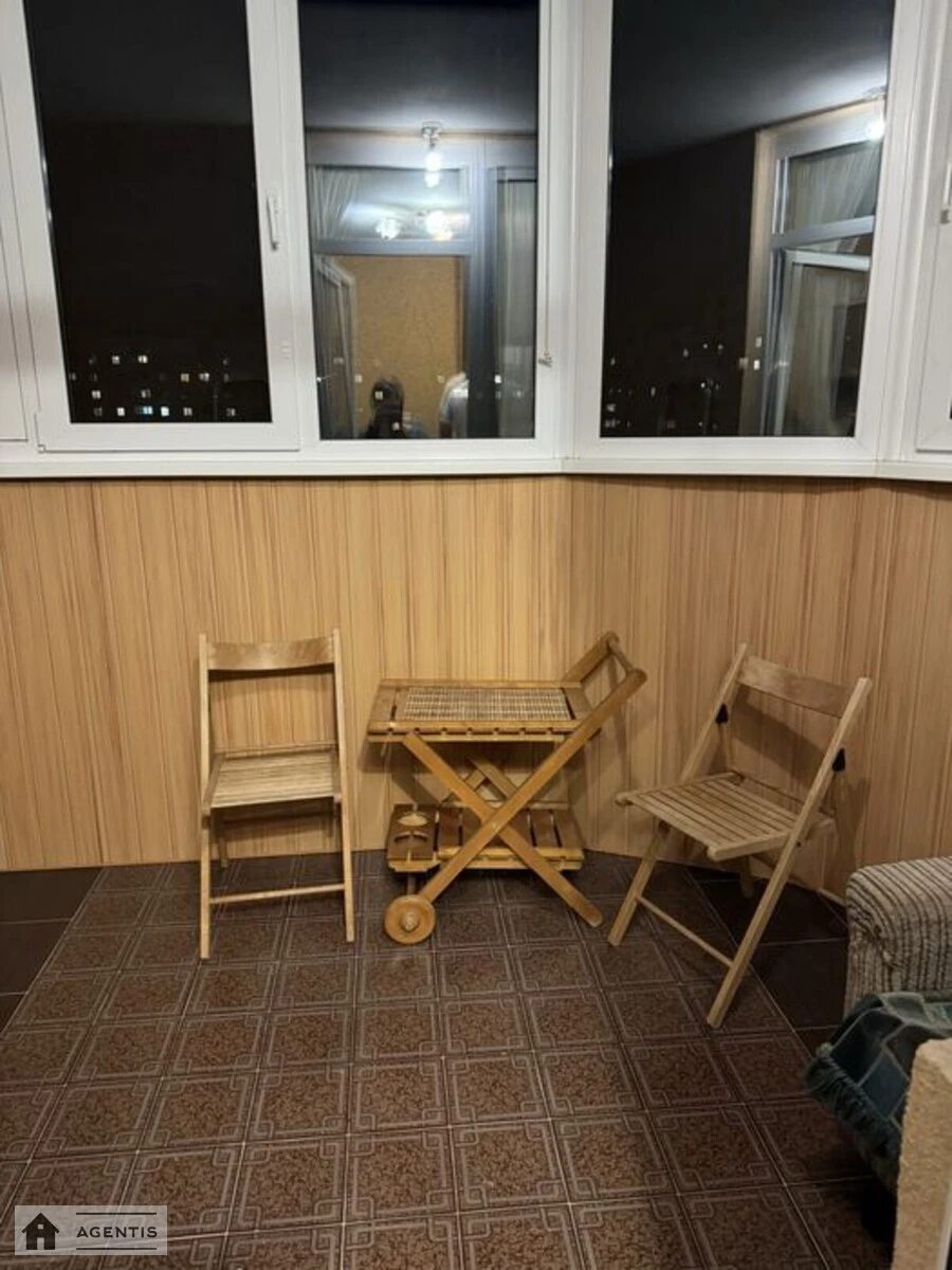 Сдам квартиру. 1 room, 50 m², 18 floor/23 floors. 2, Олени Пчілки вул., Киев. 