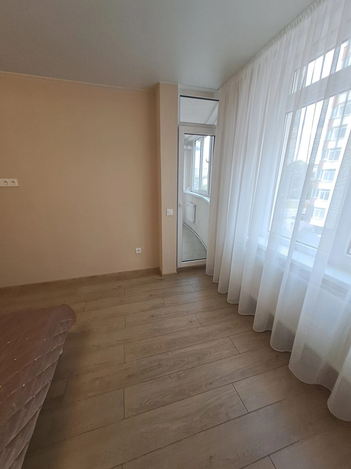 Apartments for sale 2 rooms, 70 m², 3rd fl./11 floors. Бам, Ternopil. 