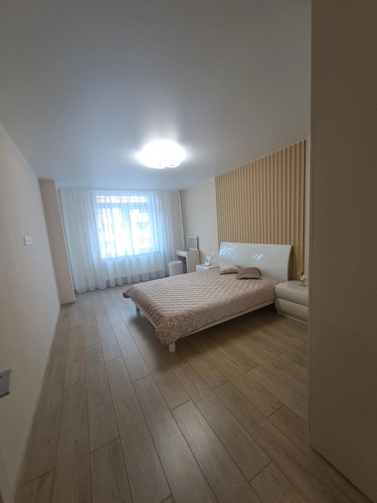 Apartments for sale 2 rooms, 70 m², 3rd fl./11 floors. Бам, Ternopil. 